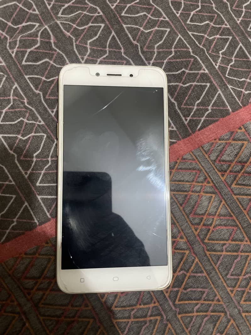 OPPO A71 0