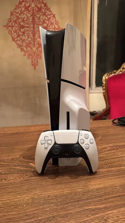 PLAYSTATION 5 SLIM DISC EDITION