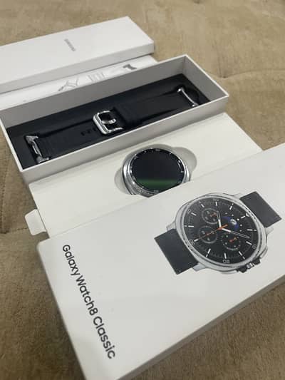 10/10 Galaxy Watch 8 Classic 46mm for sale or exchange