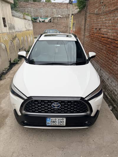 Toyota cross hev x 2024 model