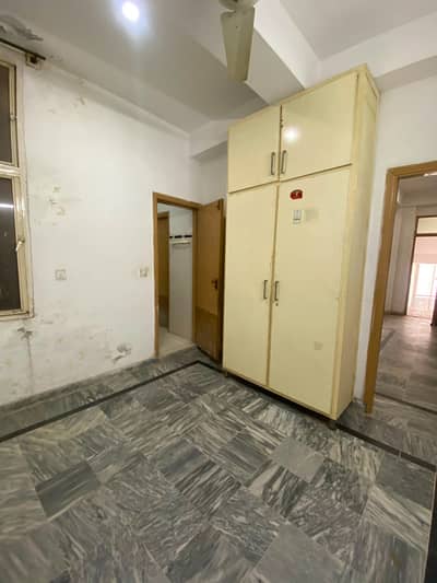 2 bed bachelor flat for rent
