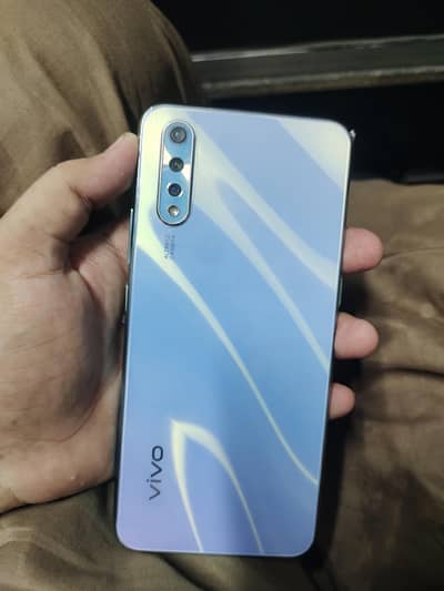 Vivo S1