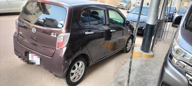 Daihatsu Mira 2012