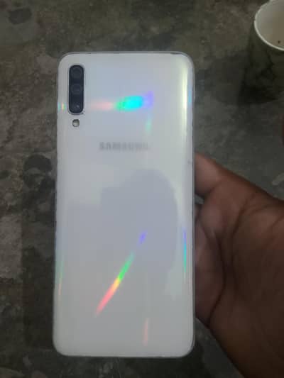 Samsung Mobile A70
