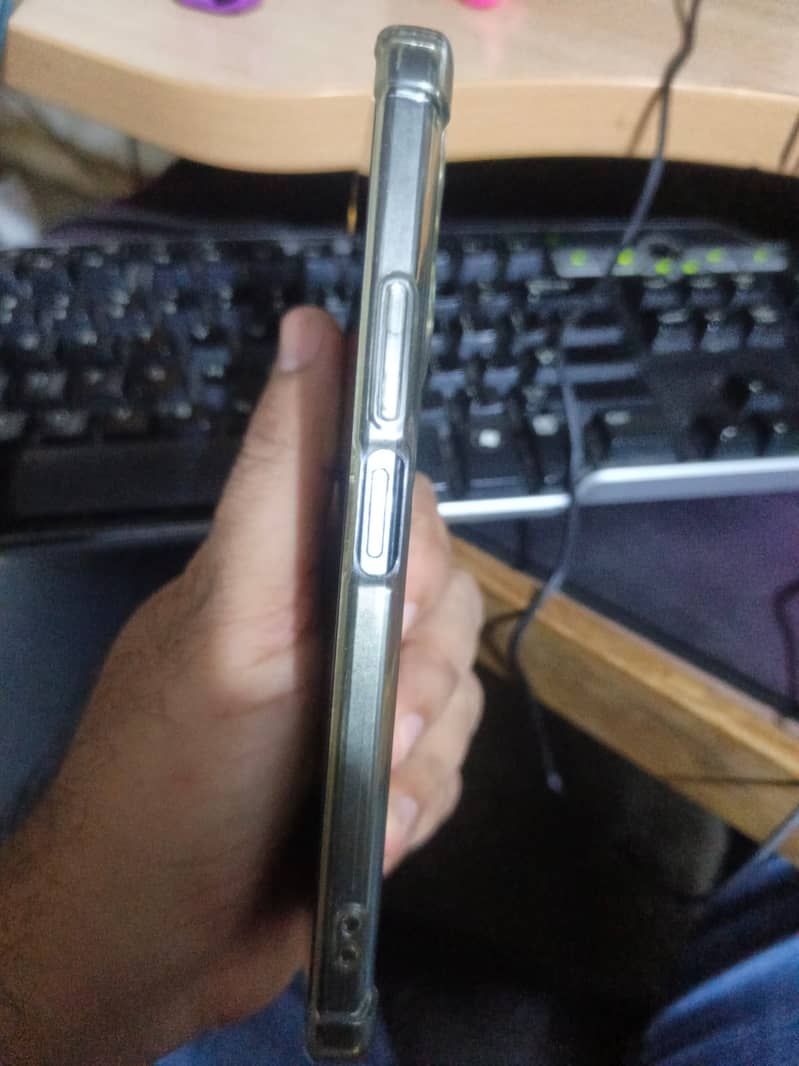 OPPO A58 1