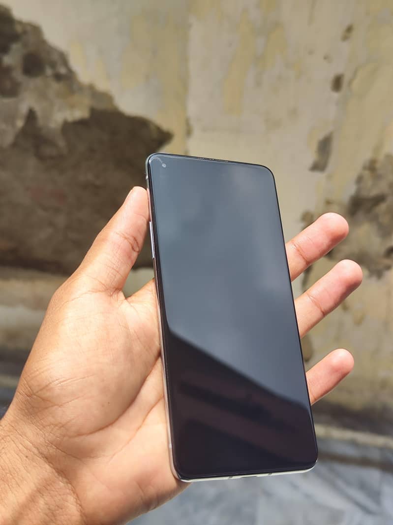 One Plus 8T 1