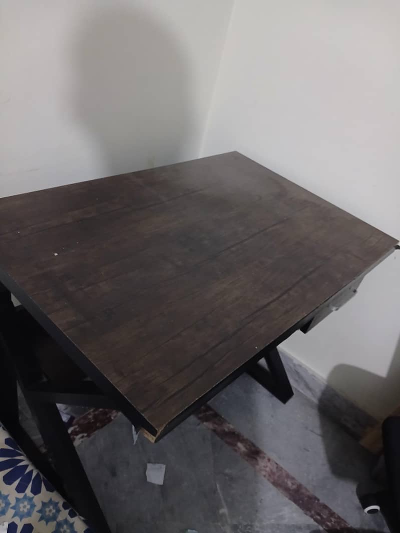 Computer Table For Sale 0