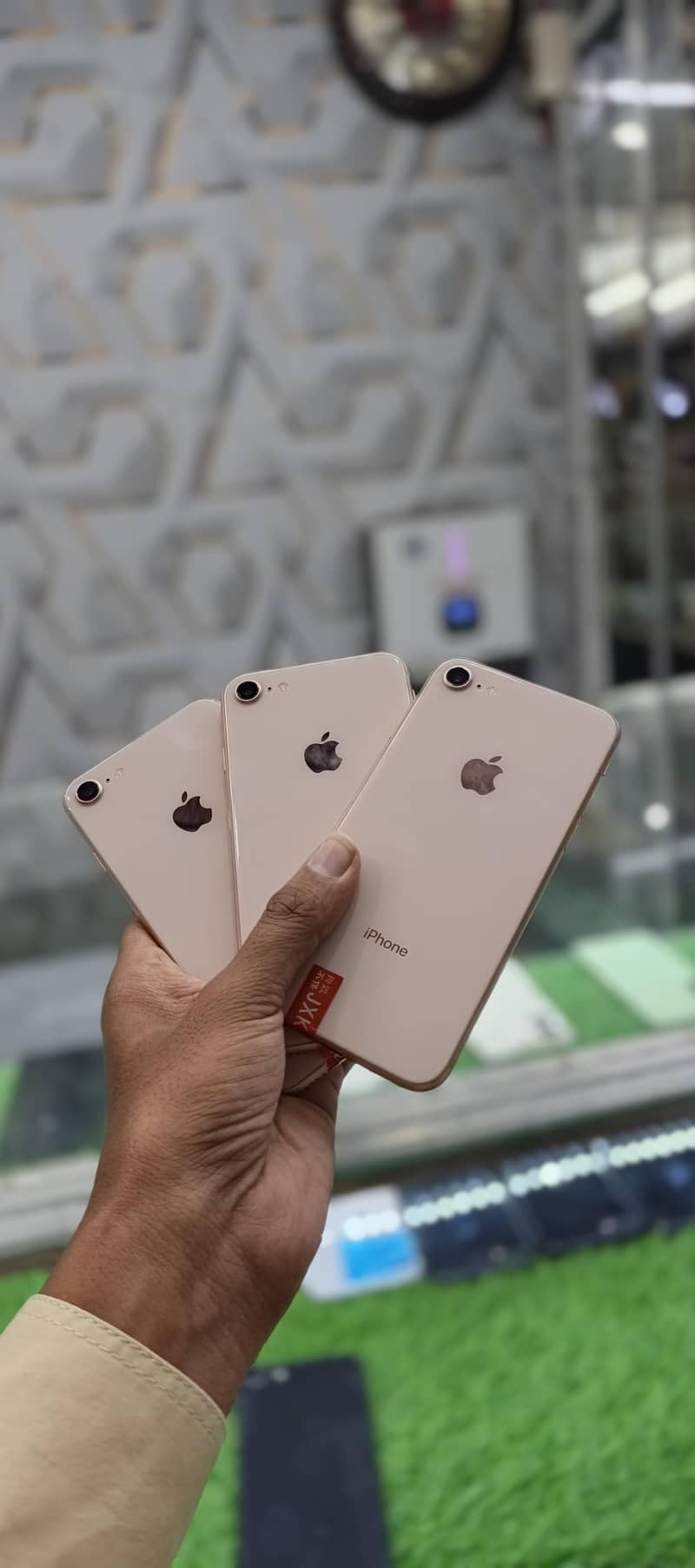 Apple iPhone 8 0