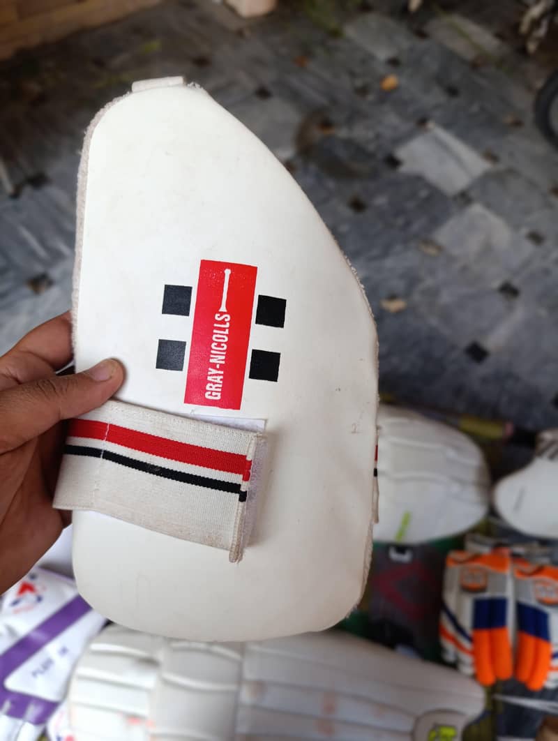 Cricket kit 9