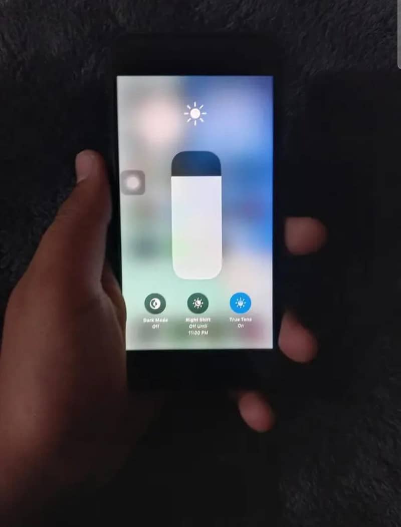 Apple iPhone 8 5