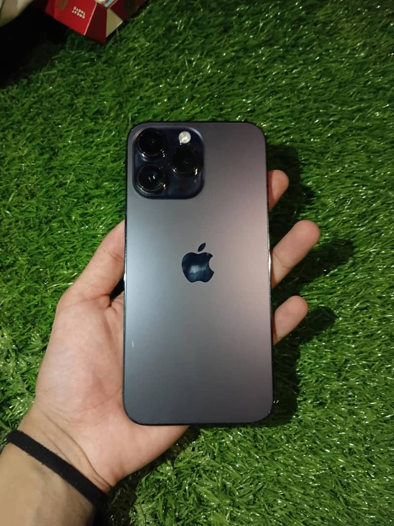 Apple iPhone 14 Pro Max 4