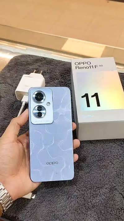 OPPO Reno11 F . . . 8+4 256