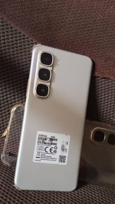 Infinix hot 60 pro plus 8. . 256 conct on WhatsApp (03270739748)