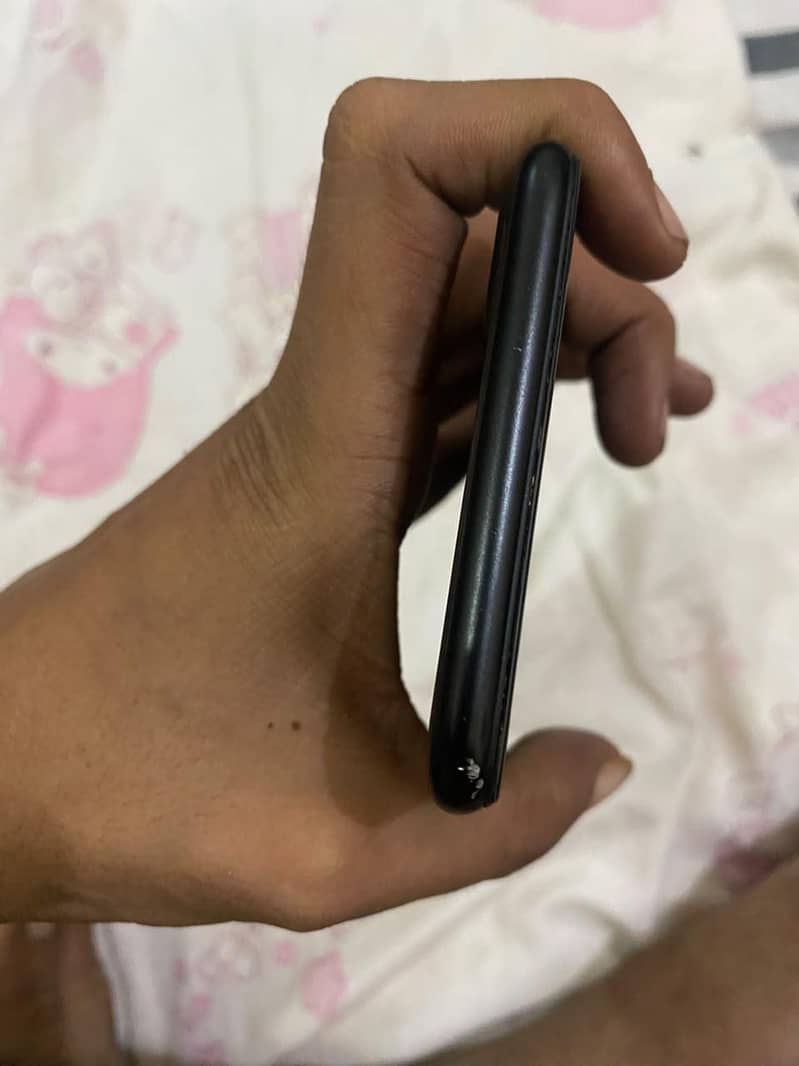 Apple iPhone 7 Plus 5