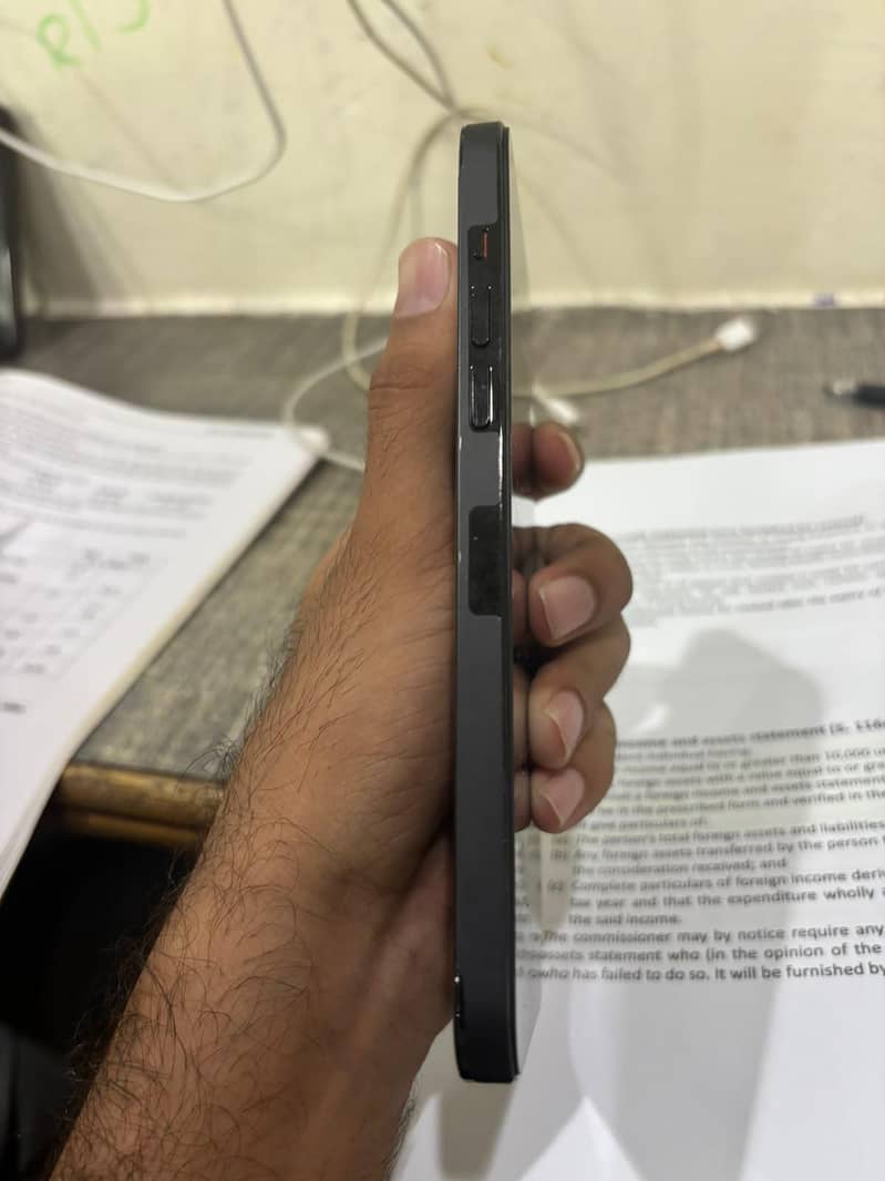 Apple iPhone 14 Pro Max 2
