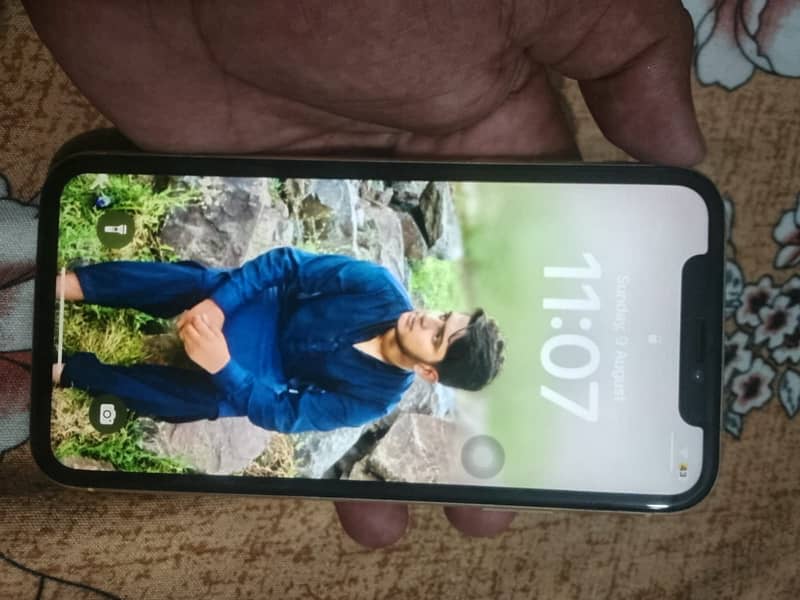 Apple iPhone XR 5