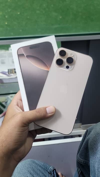 Apple iPhone 16 Pro Max