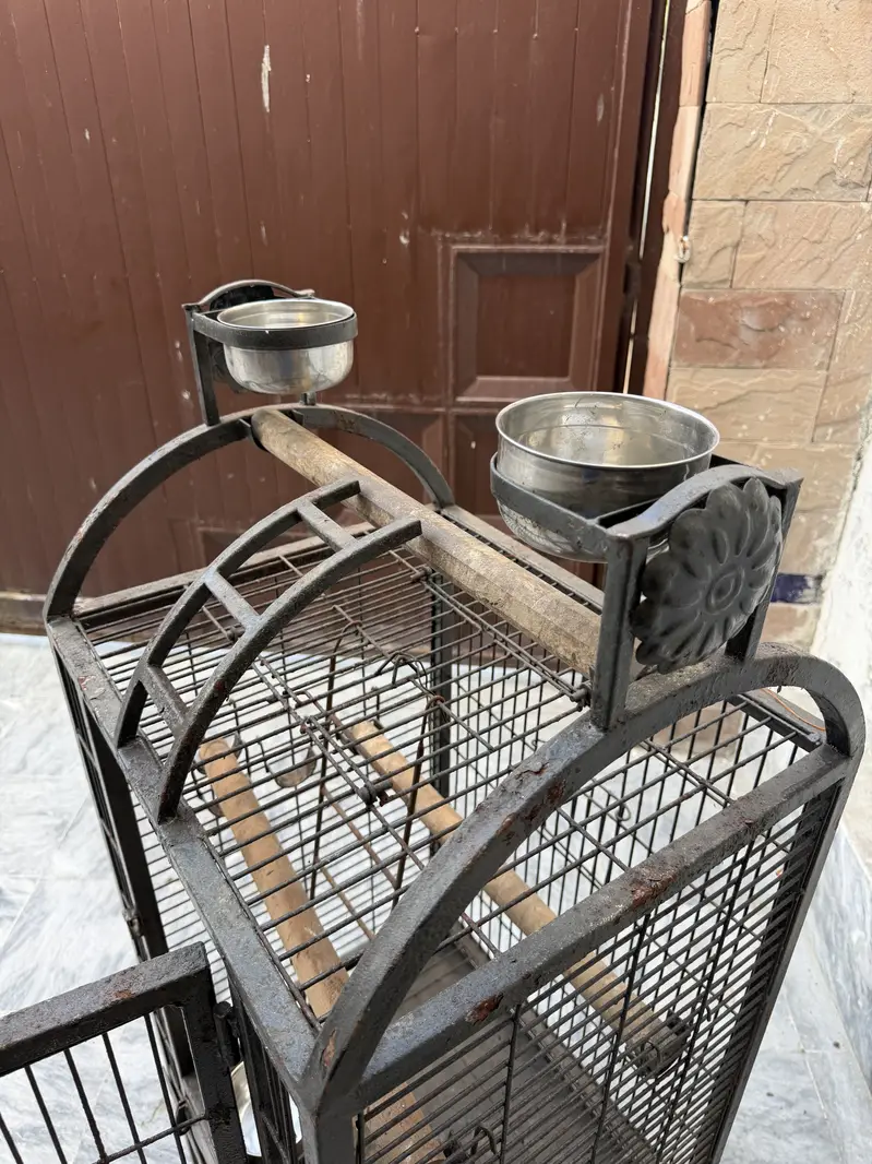 Parrot cage and stand for sale — photo 5