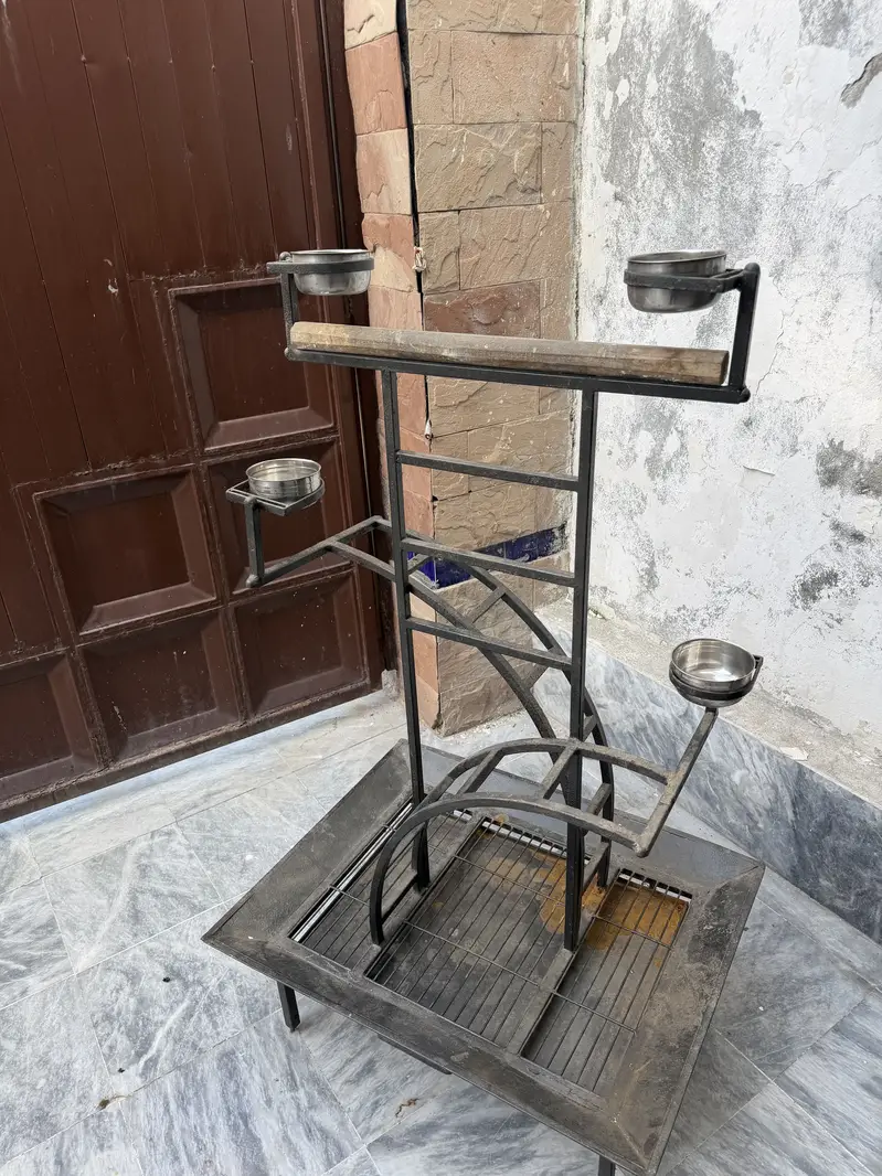 Parrot cage and stand for sale — photo 6