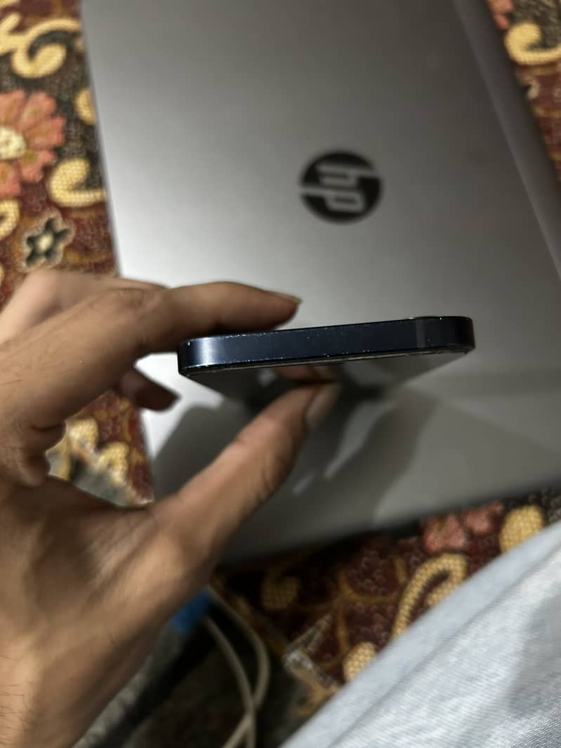 Apple iPhone 12 7