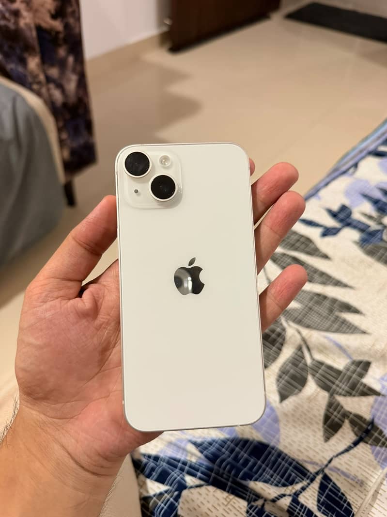 Apple iPhone 14 3