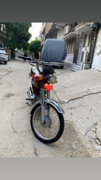 Honda CD 70 In Lush Condition