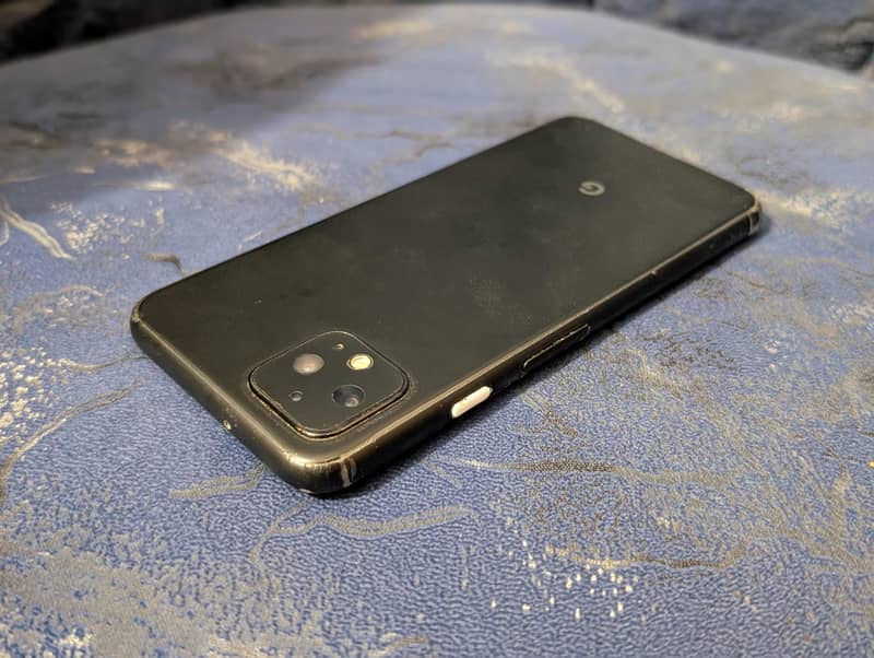 Google Pixel 4 3