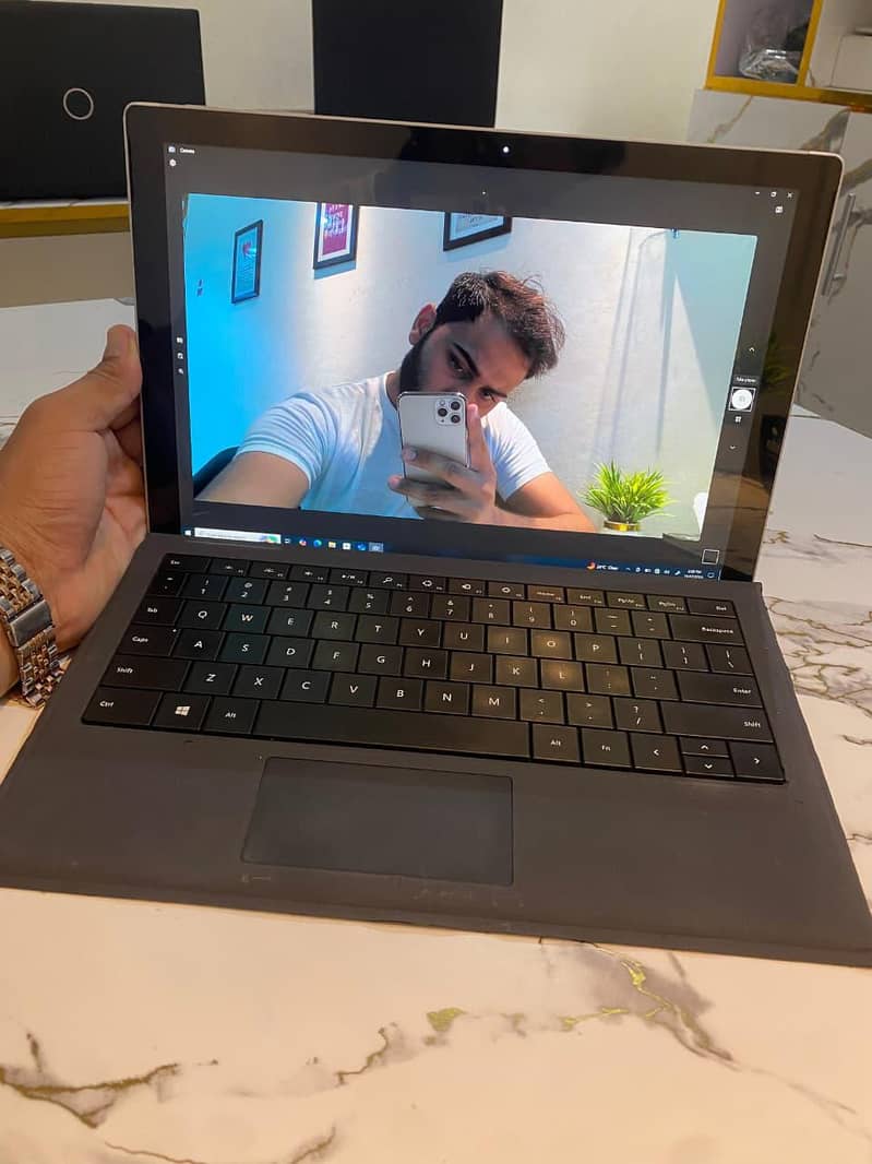 Microsoft surface pro i5 7th generation non touch screen 3