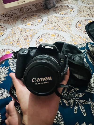 Canon EOS 700D DSLR Camera – For Sale