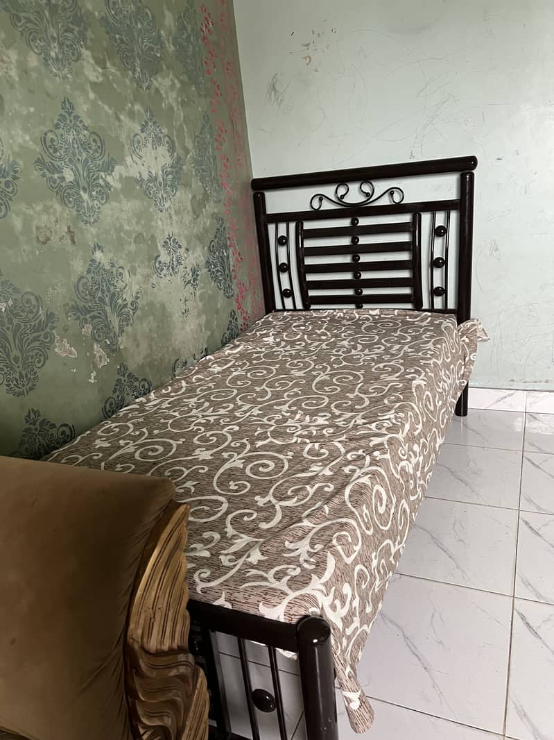 Two iron beds 1