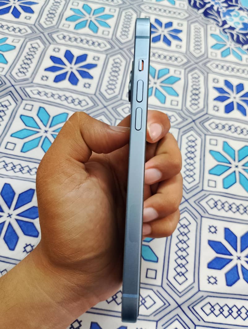 Apple iPhone 14 plus 4