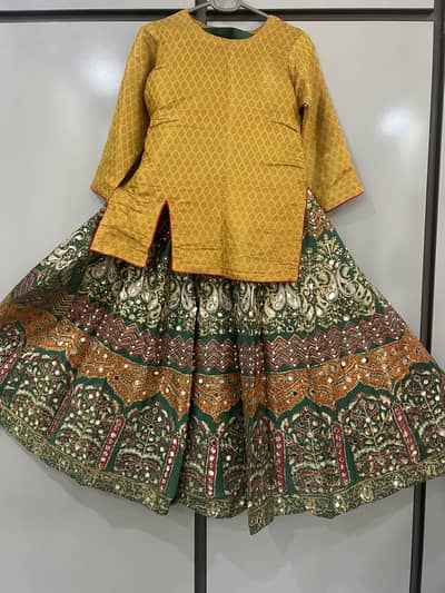 Mehndi Dress for sale , one time used only