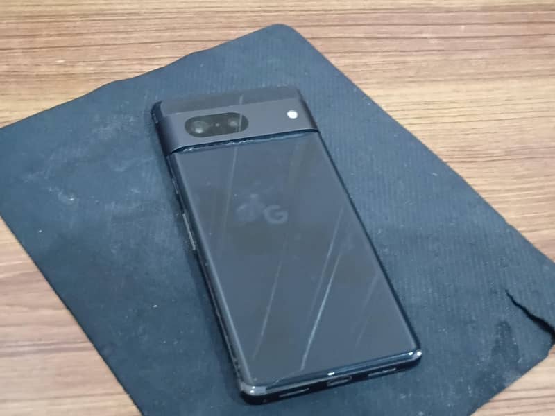 Google Pixel 7 3