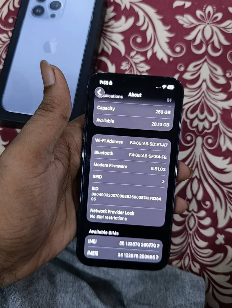 Apple iPhone 13 Pro 2