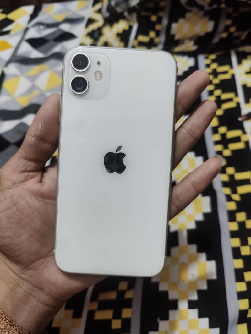 Apple iPhone 11 5