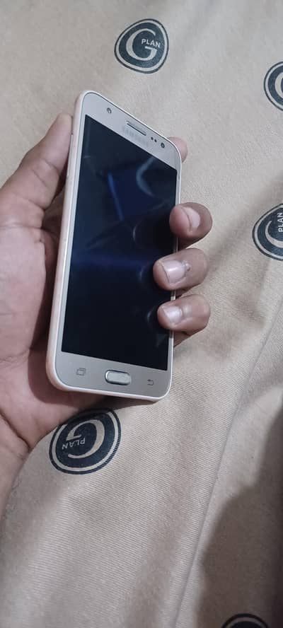 Samsung Mobile J5