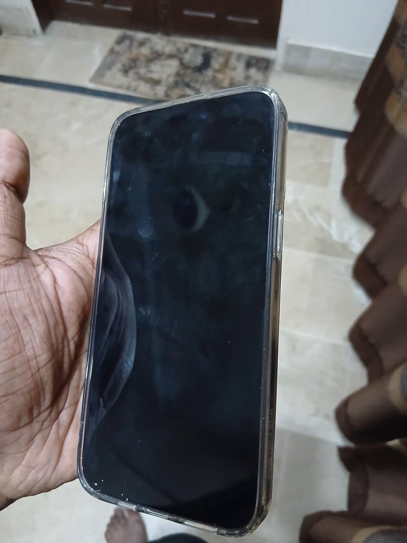 Apple iPhone 15 Pro Max 1