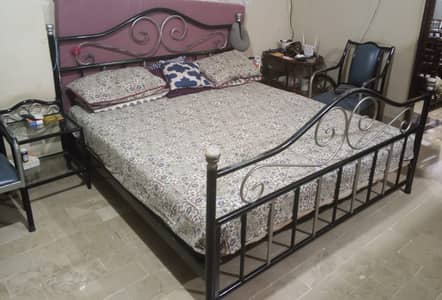 Bedroom set