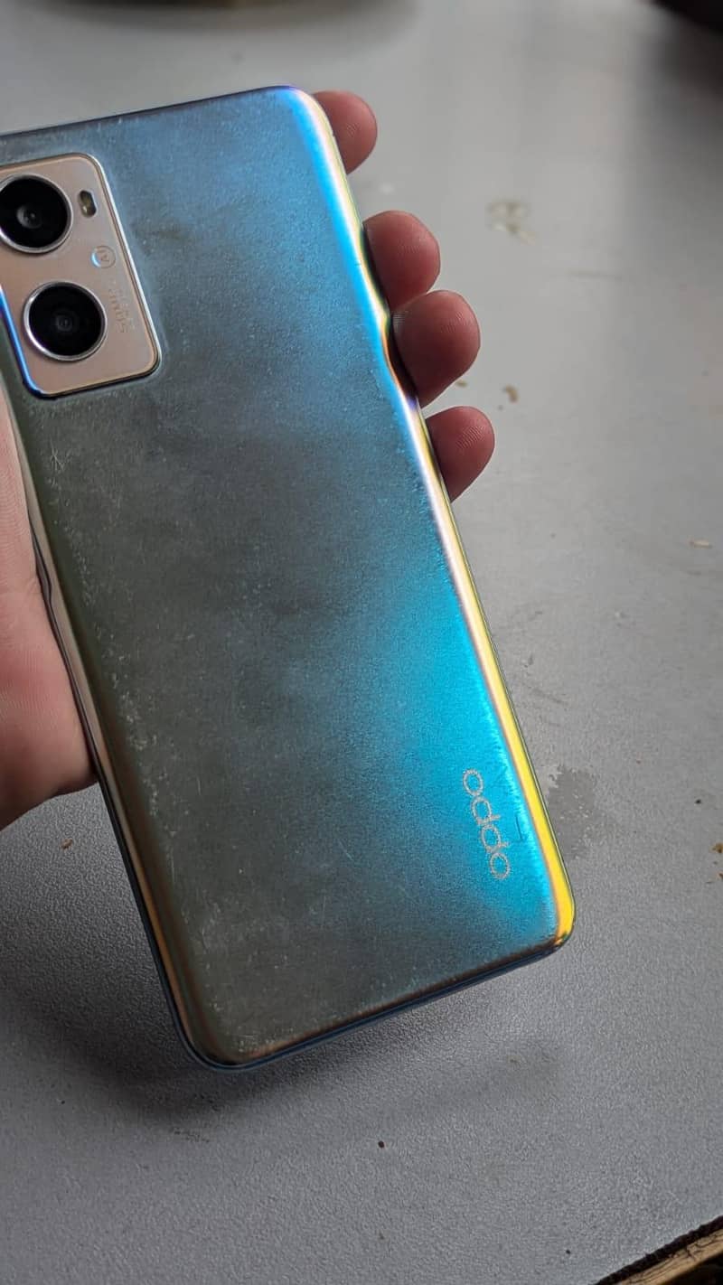OPPO A96 0