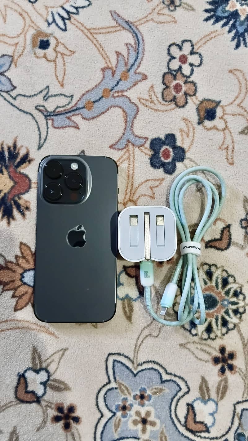 Apple iPhone 14 Pro 0