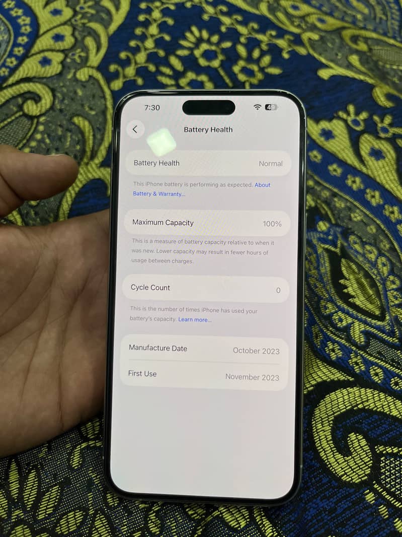 Apple iPhone 15 Pro Max 4