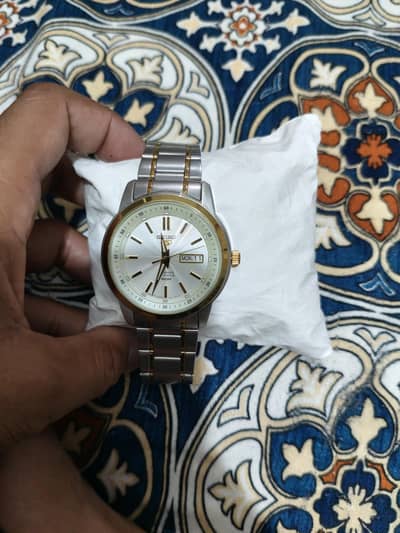 Seiko 5 watch ⌚ brand new condition