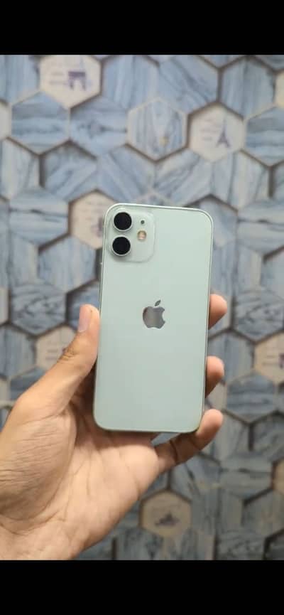 Apple iPhone 12