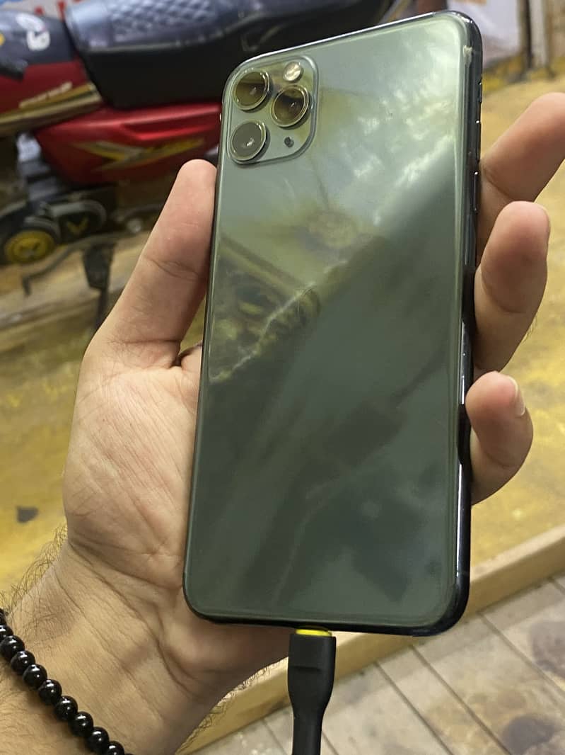 Apple iPhone 11 Pro Max 0