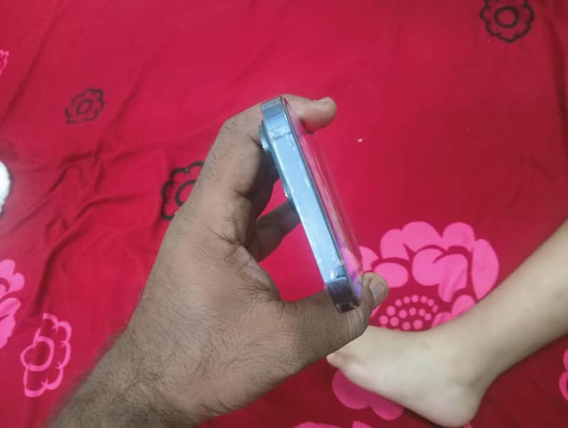Apple iPhone 14 Pro Max 3
