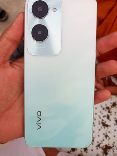 Vivo Y18