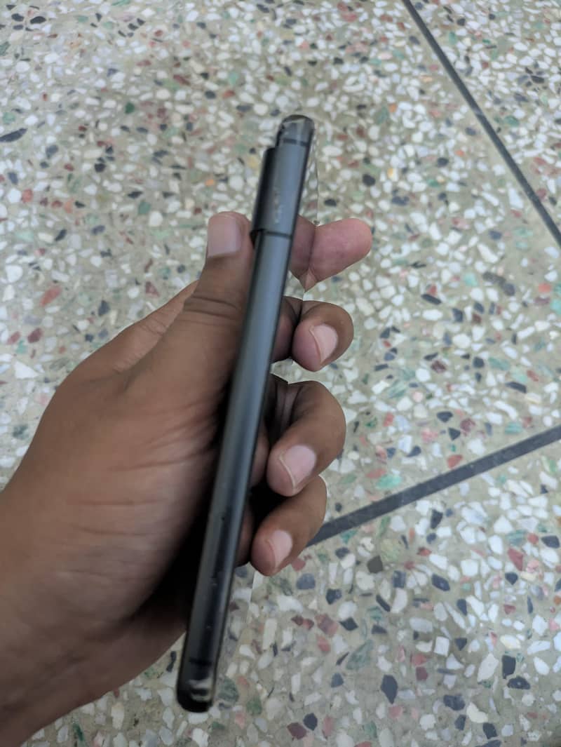 Google Pixel 8 3