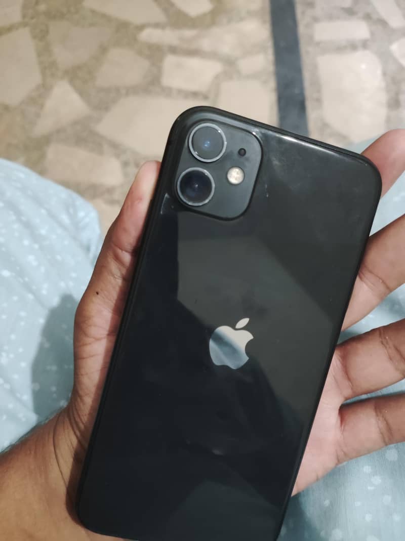 Apple iPhone 11 3