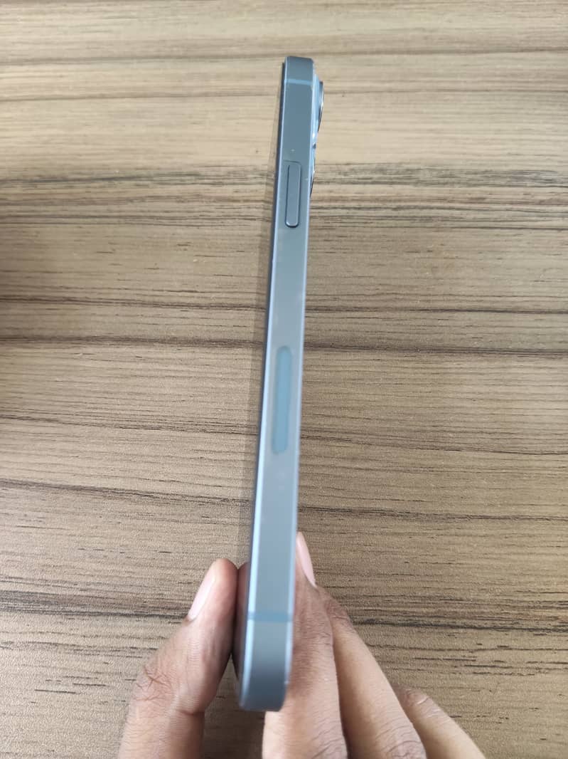 Apple iPhone 14 plus 3