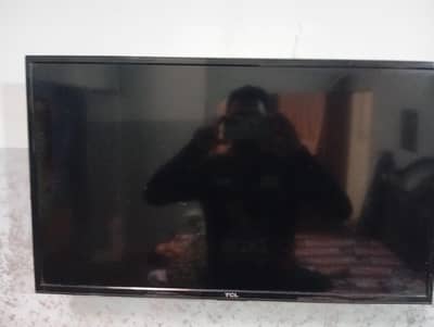 TCL 32